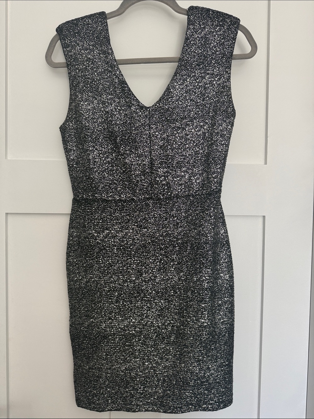 Forever 21 Black Silver Sparkle V-Neck Mini Dress